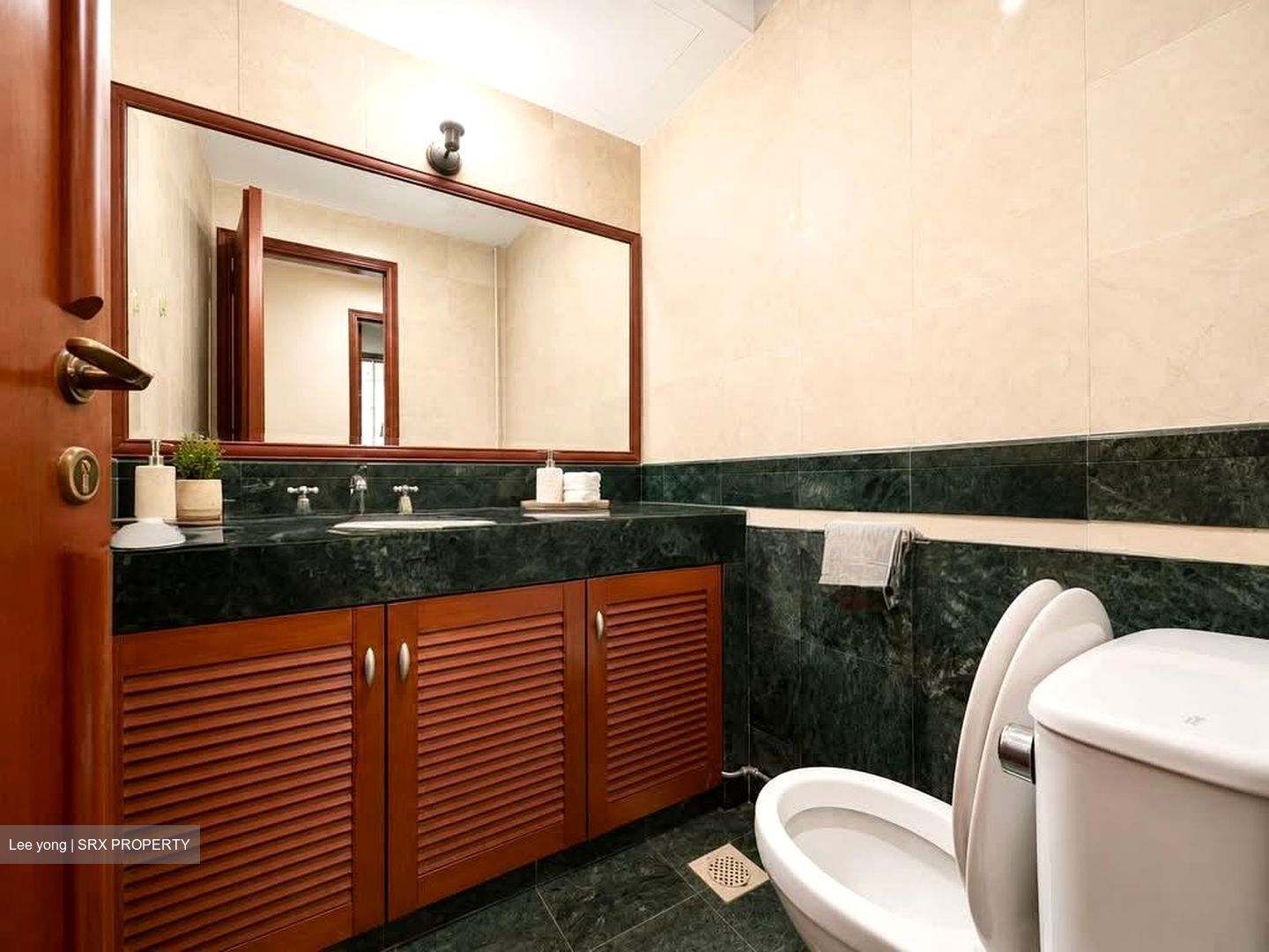 Jalan Kelichap (D19), Semi-Detached #572292491